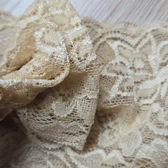 Lace Bowknot Beige Headband Baby Girl Elastic Headwrap Kids Handmade Hairband - Picture 5 of 10